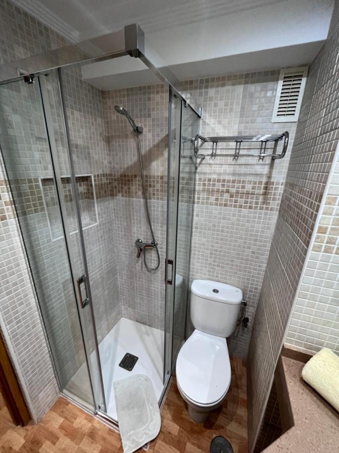 Gatu Villa Elvira Junto Al Hospital Y Playa 2 Dormit Y 2 Banos, Preferente Mayores De 25 Anos Y Familias Cadix Extérieur photo